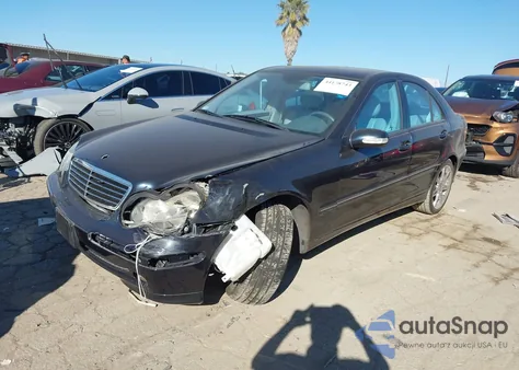 2003 Mercedes-Benz C 230 Kompressor Sport z USA, uszkodzony, nr VIN WDBRF40JX3F388747
